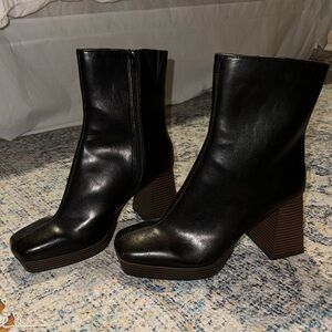 Women’s Heeled Boots